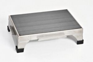 MCM Stacking/Interlocking Step Stool | MCM 140