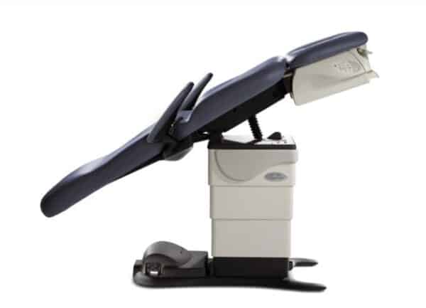 Midmark 647 Podiatry Chair Trendelenburg